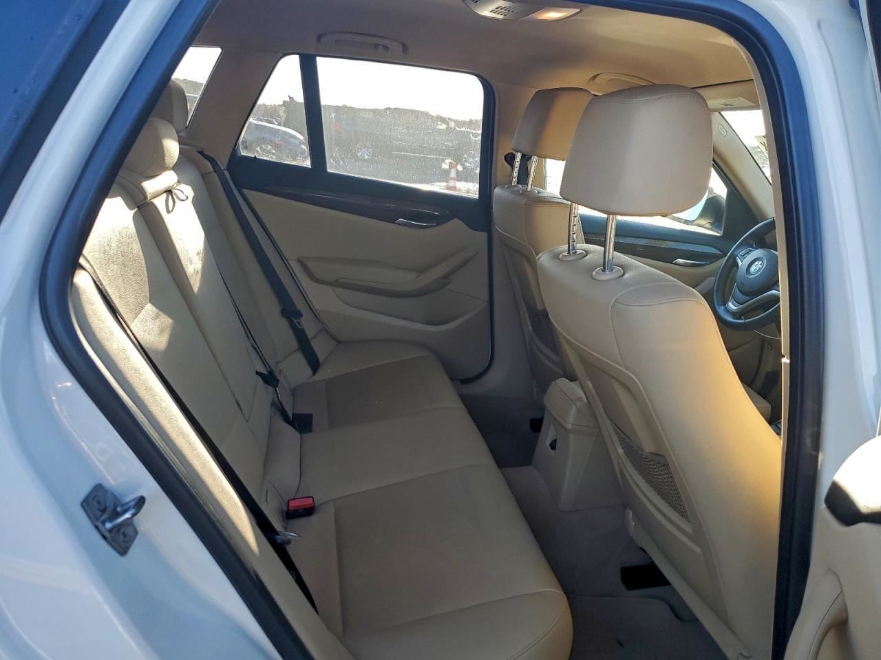 X1 2015 Glove Box 5010486