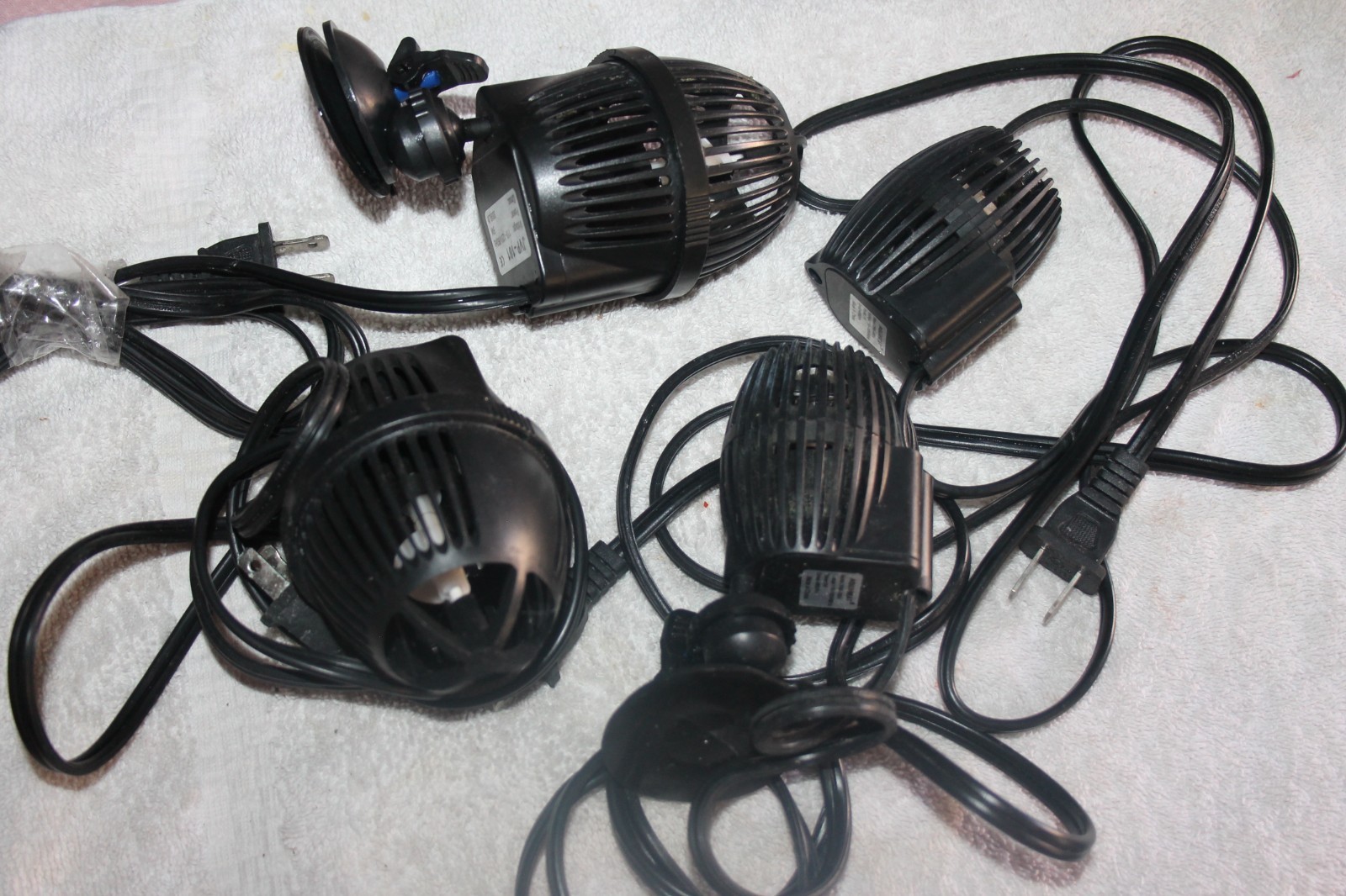 Lot of 4 Aquarium Circulation Pumps  SunSun & Aquaneat  480 & 800 GPH  Fish tank