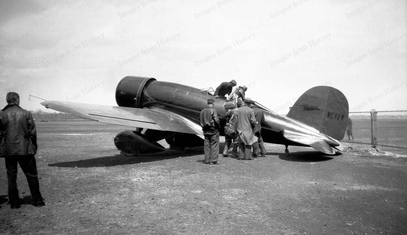 8x10 Print Lockheed Sirius Monoplane Aircraft Joan Fay Boston Airport 1930 #383