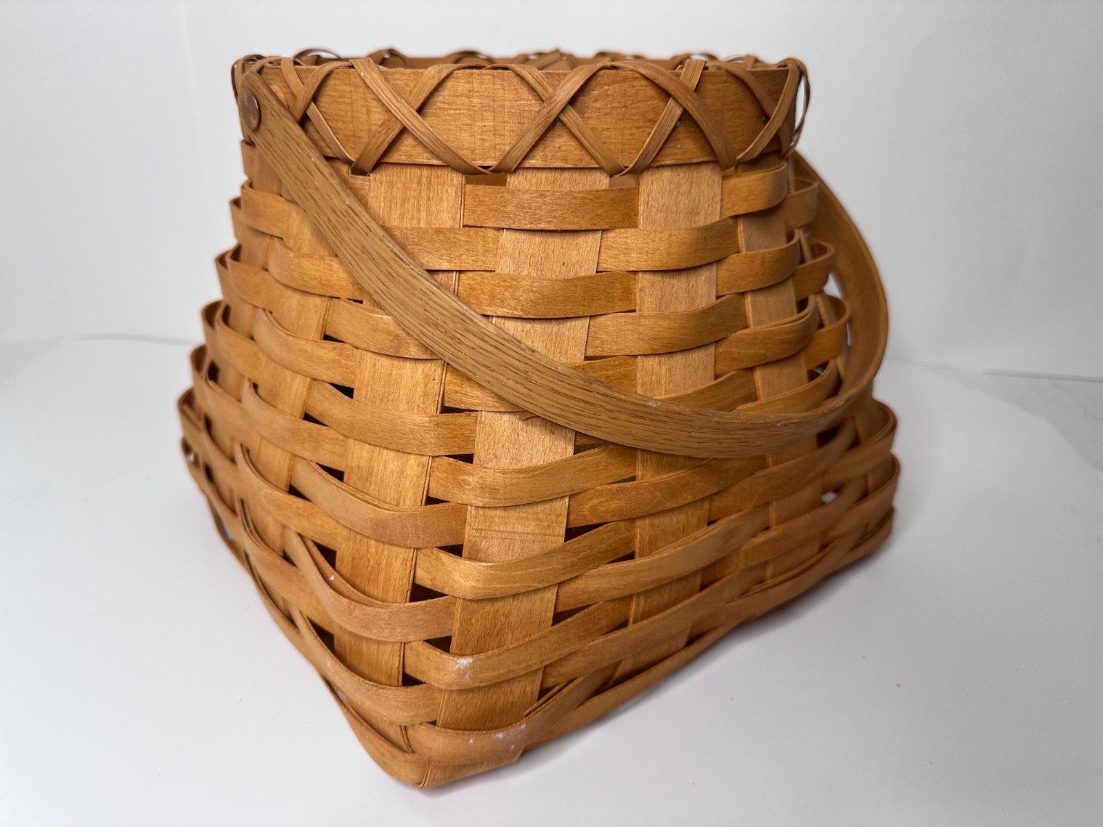 Workshops Egg Collector Amish Basket 9x9"