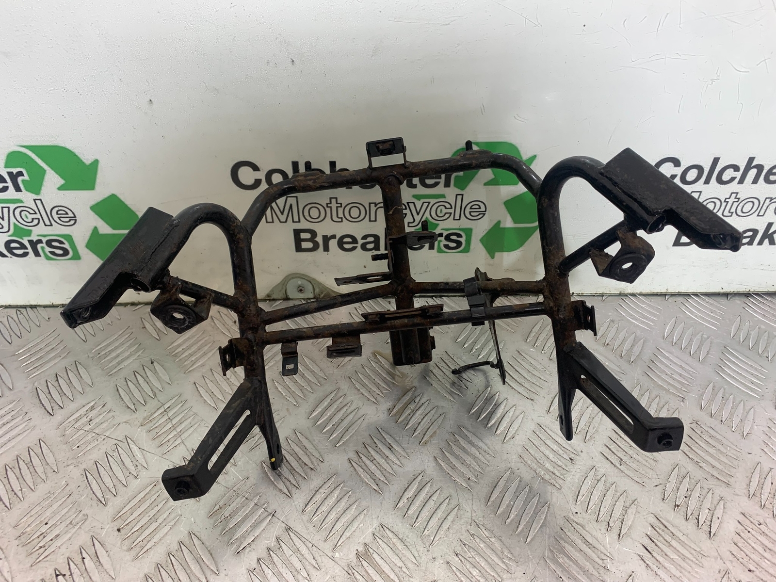 KAWASAKI J125 J125 FAIRING BRACKET  YEAR 2016-2020 (CMB1158)