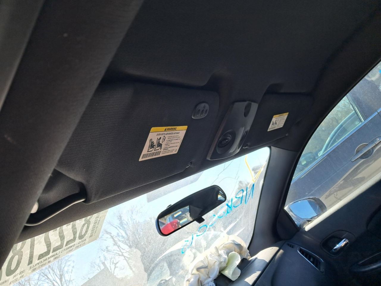 200 2011 Glove Box 4862088