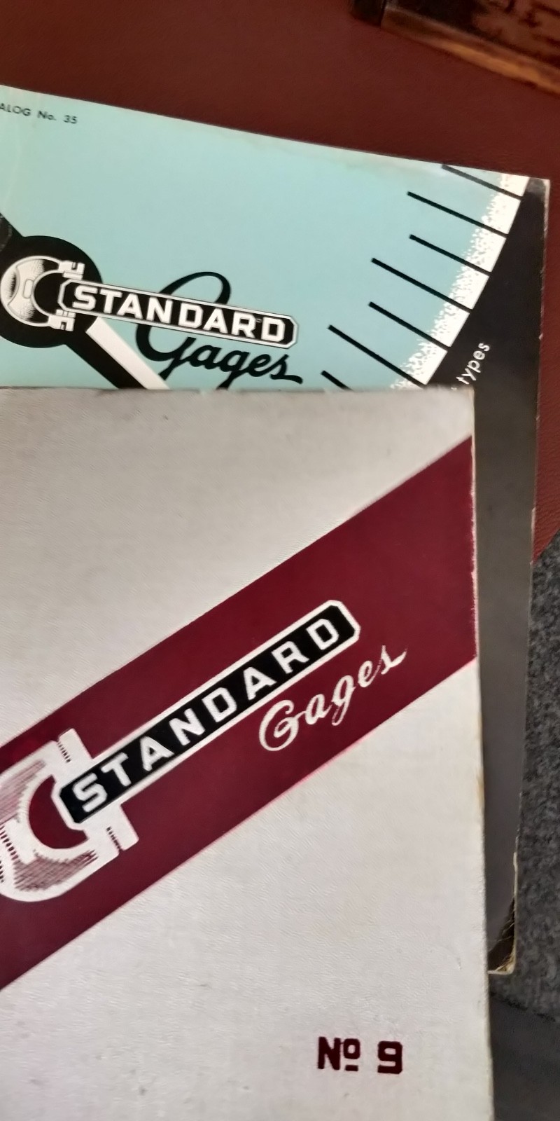 RARE Standard Gage Co Model 125 universal surface gage complete in box
