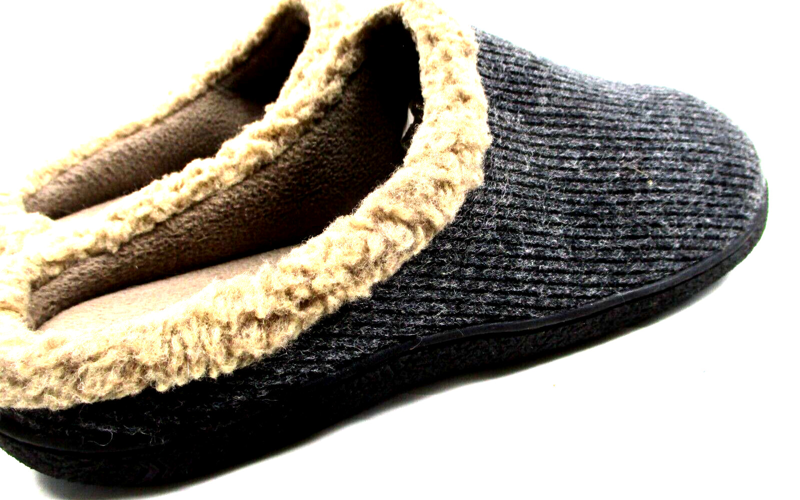 Isotoner Men Slippers Gray/Black Faux Fur Size 13-14/Euro 46 Machine Washable