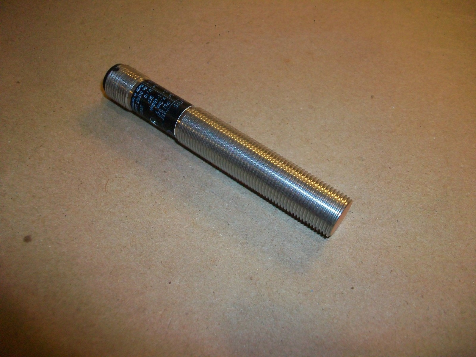 IFM Proximity Sensor IF5763 IFA2002-FRKG/US    10-55vdc 2mm Sensing   NEW