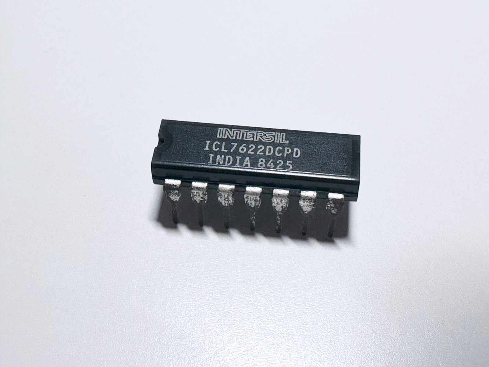 1X ICL7622DCPD ICL7622 INTERSIL Dual CMOS Operational Amplifier IC OpAmp DIP-14