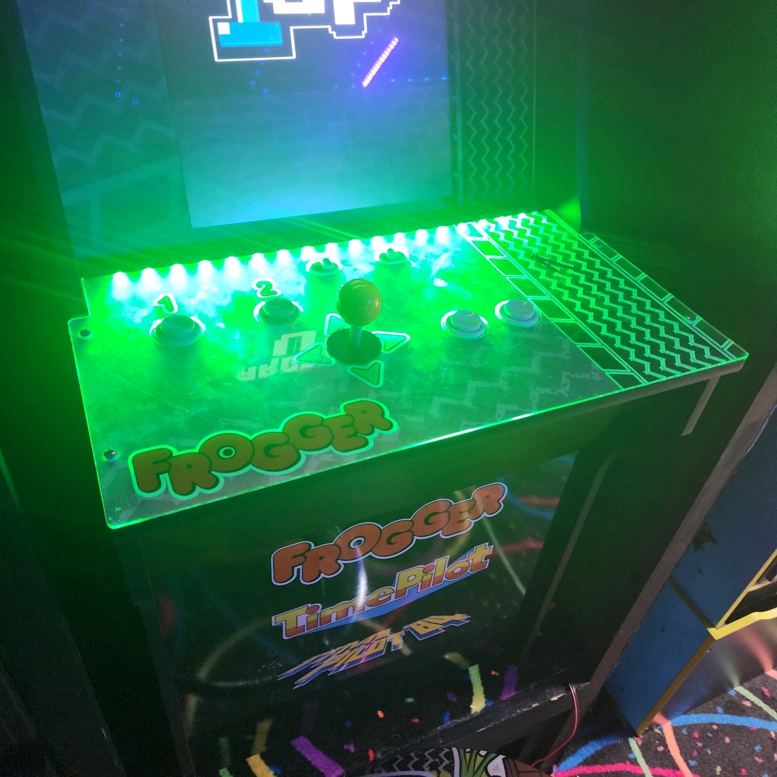 Arcade 1Up Frogger Cabinet  with Riser!