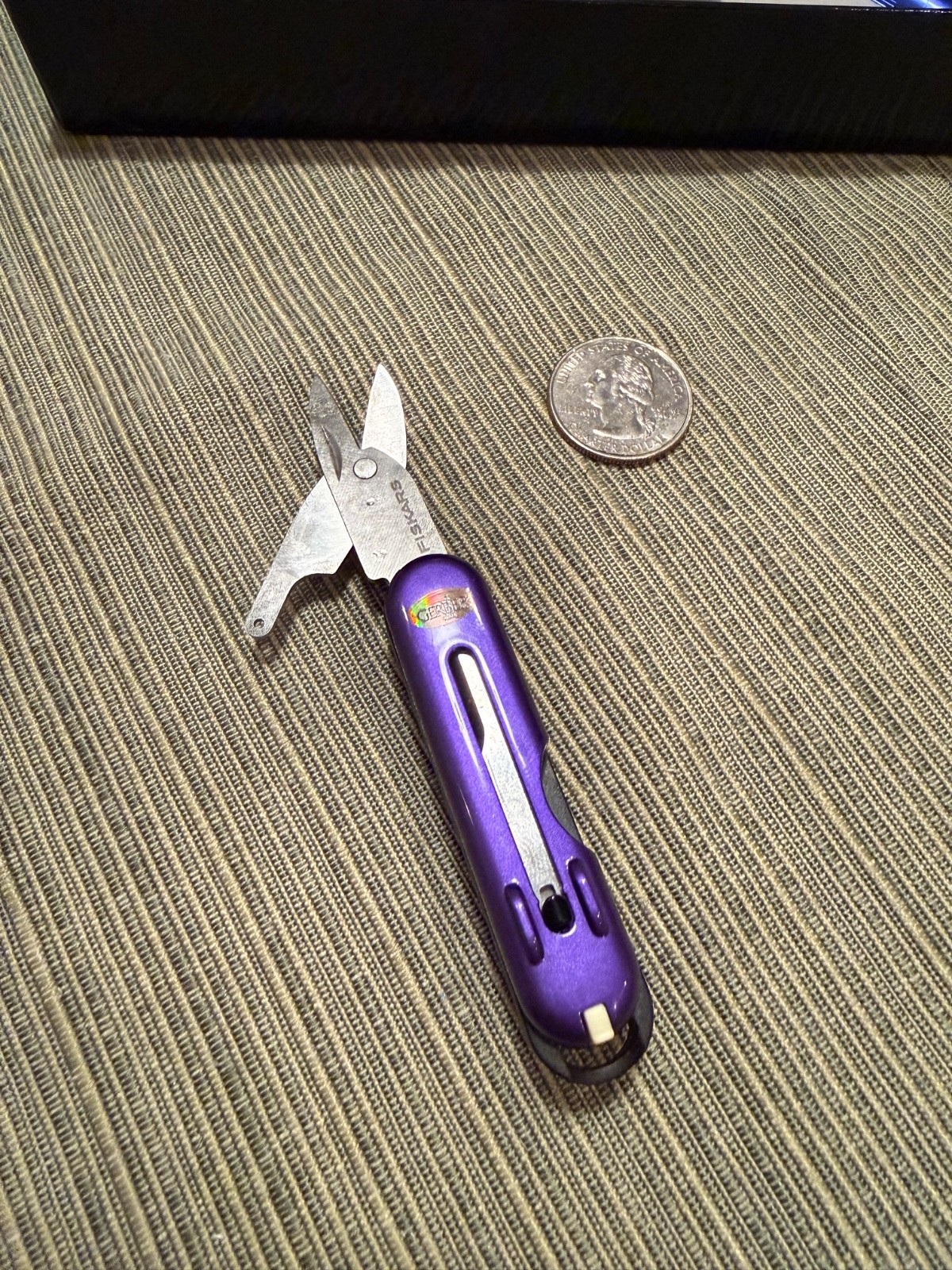 Gerber Key/Mag Set 08235 Purple Keychain Multitool Flashlight NIB NOS