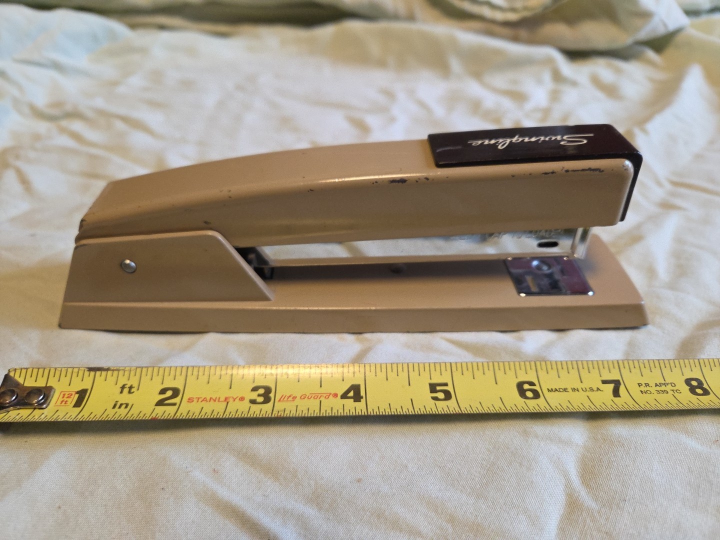 1960s Paper Stapler 747 Swingline 8" Brown Tan 94-41 Vintage USA Working Staples