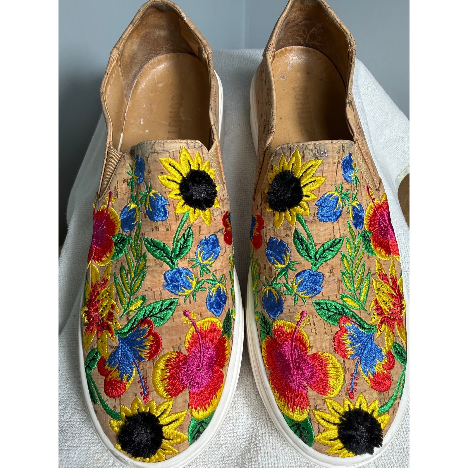 SCHUTZ Fleurita Platform Sunflower Graffiti Slides Womens 7.5B Boho Tropical