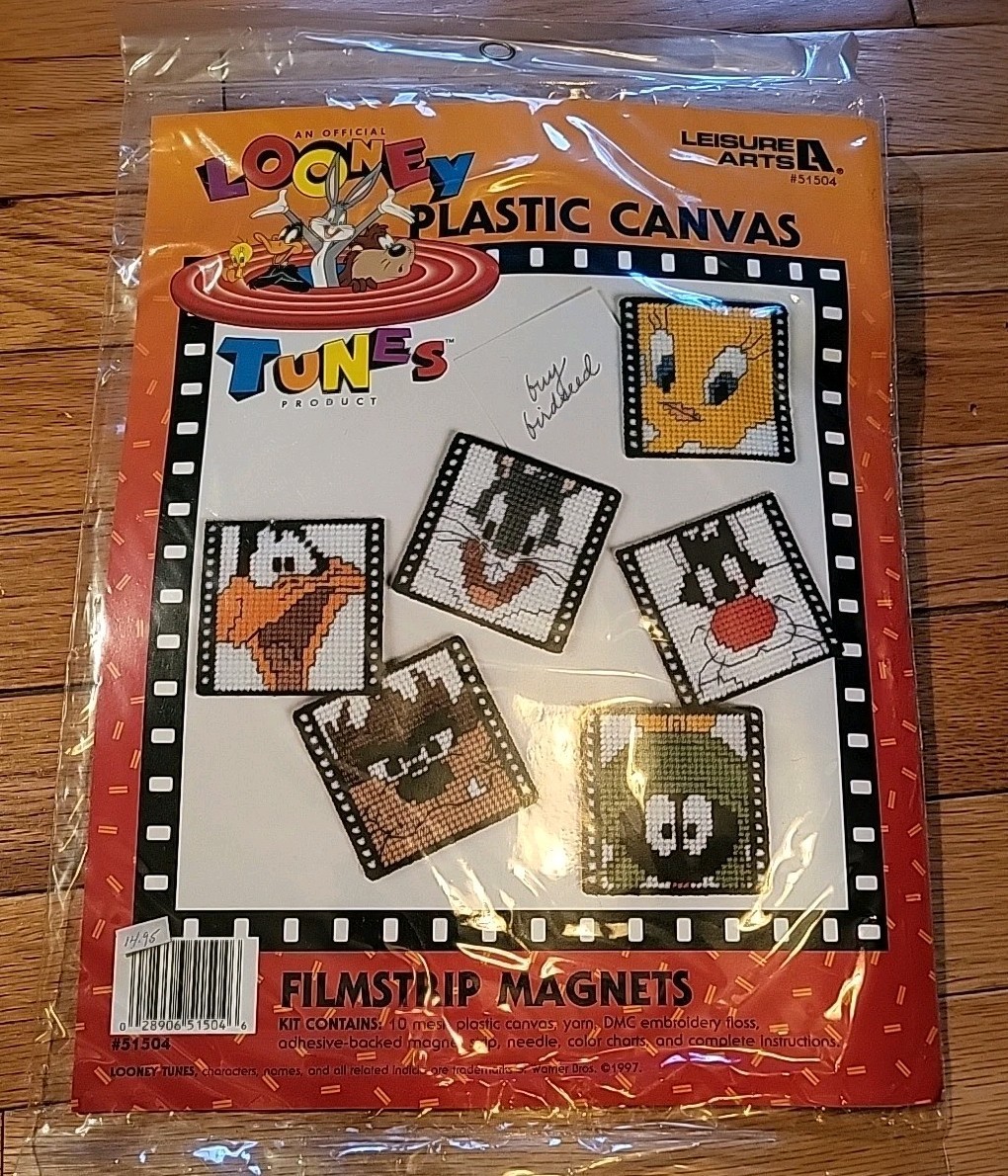 Leisure Arts 5 Looney Tunes Cross Stitch Plastic Canvas Filmstrip Magnets New