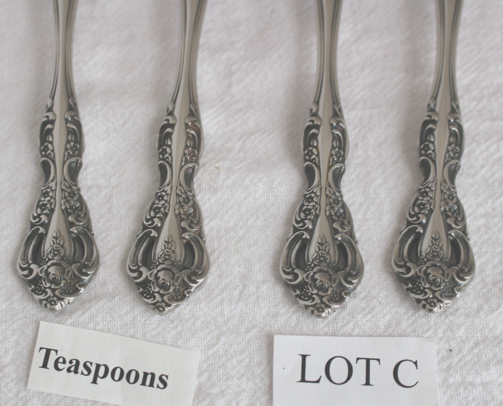 4 Oneida Stainless Cube Michelangelo TEASPOONS