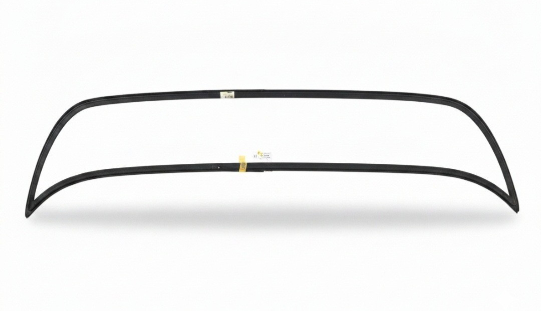 Ferrari Testarossa / 512 -  REAR NEW GLASS  61511000
