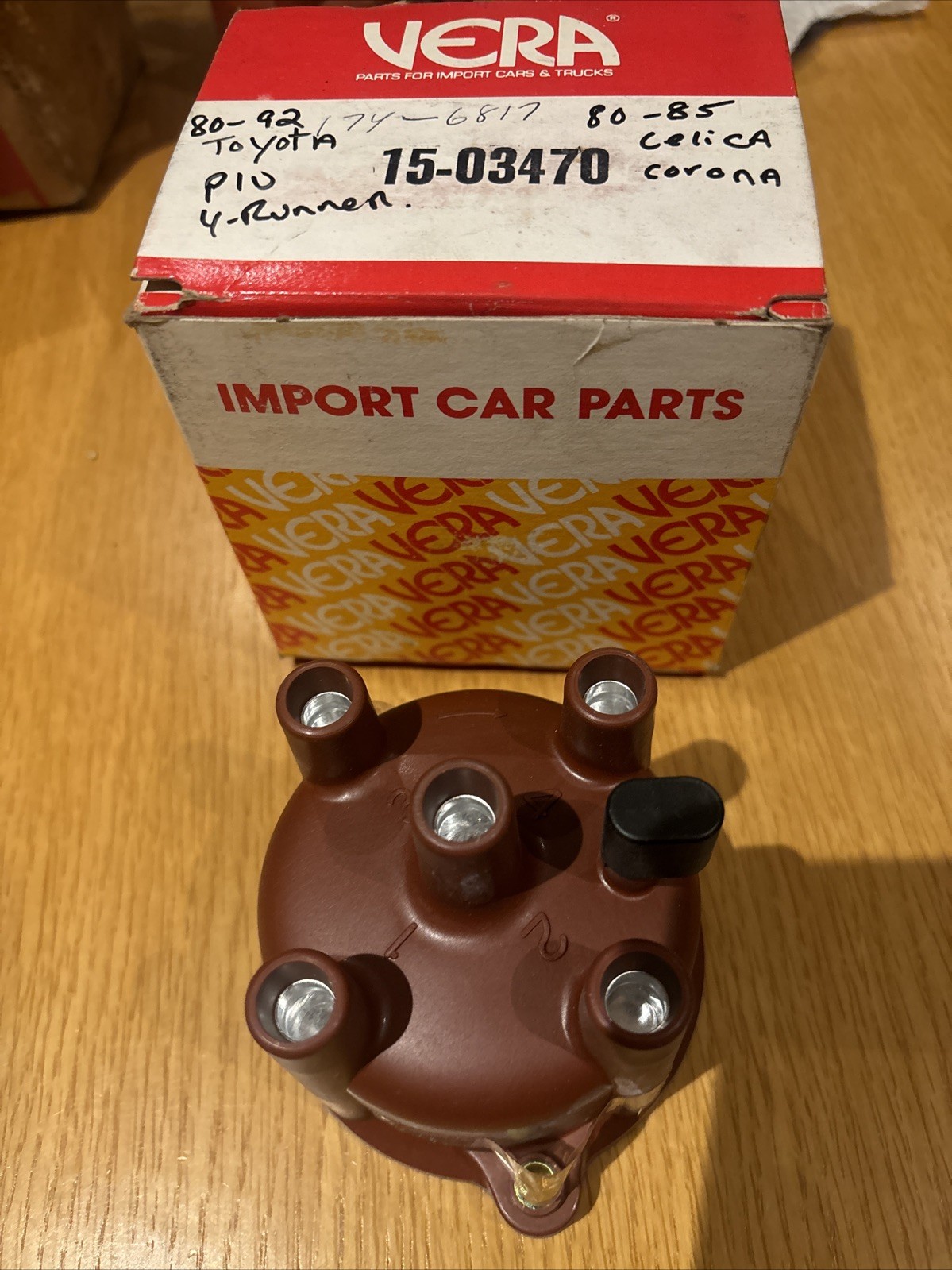 Vera Distributor Cap - 03168 / 19101-38210 - Fits Toyota Pickup 1981-1992