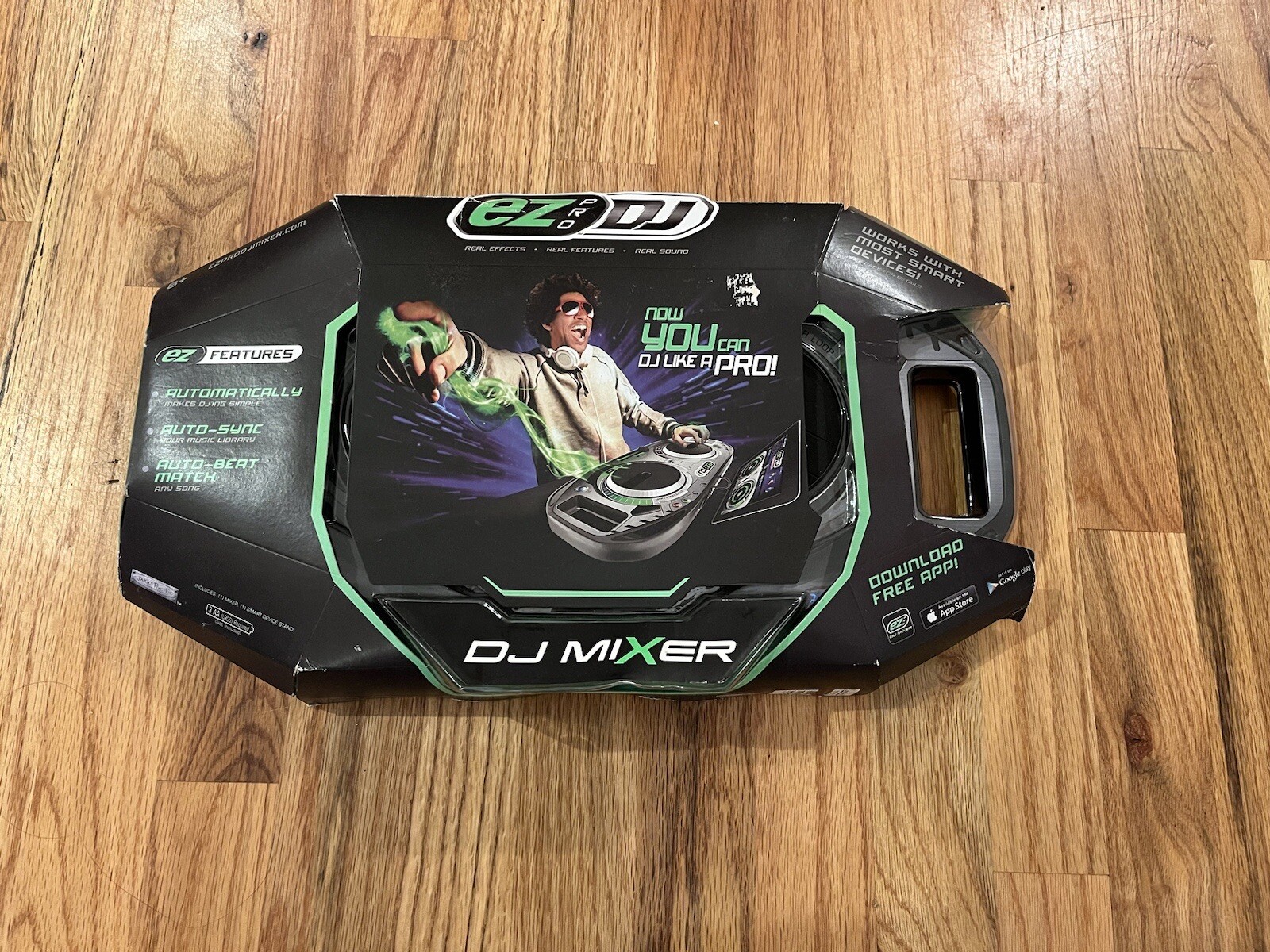EZ PRO DJ Mixer Jakks Pacific 2013 Compatible with Most Smart Phones and Tablets