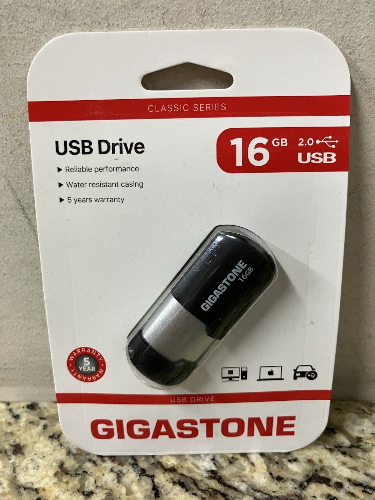 NEW Gigastone GS-Z16GCNBL-R USB 2.0 Drive (16GB) (Black)