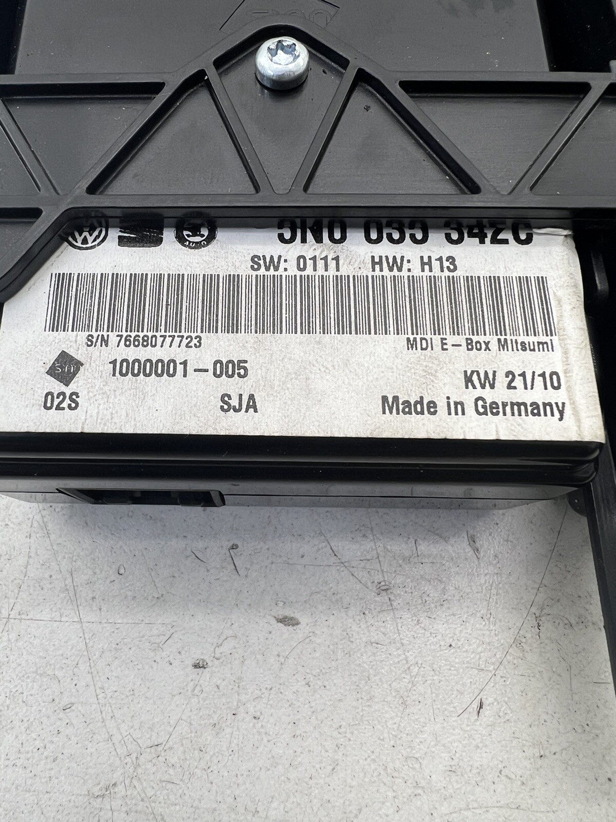 2010-2014 Volkswagen Jetta Sportwagen Input Interface Multimedia Module OEM.