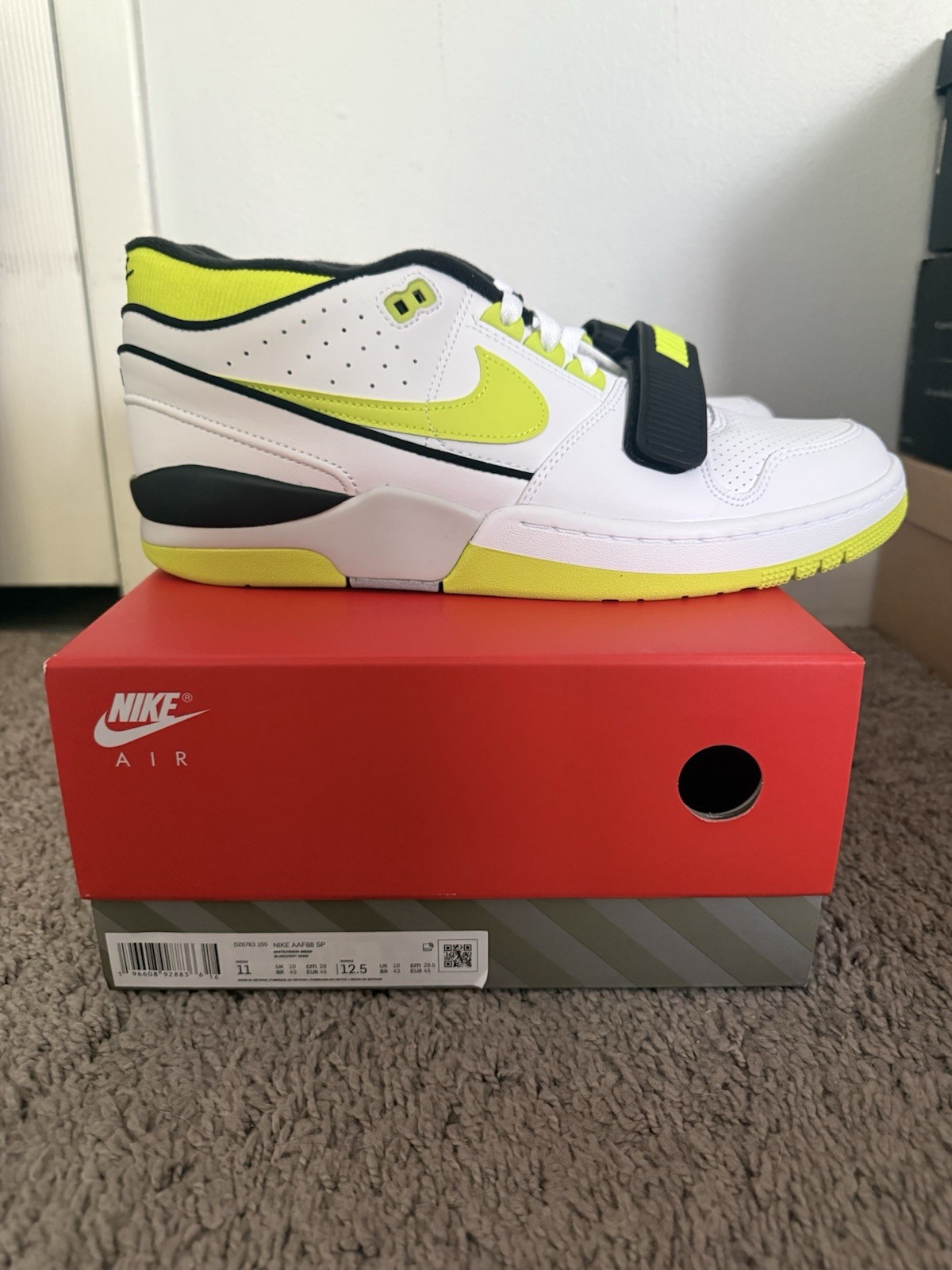Size 11 - Billie Eilish x Nike Air Alpha Force 88 SP Venom Green
