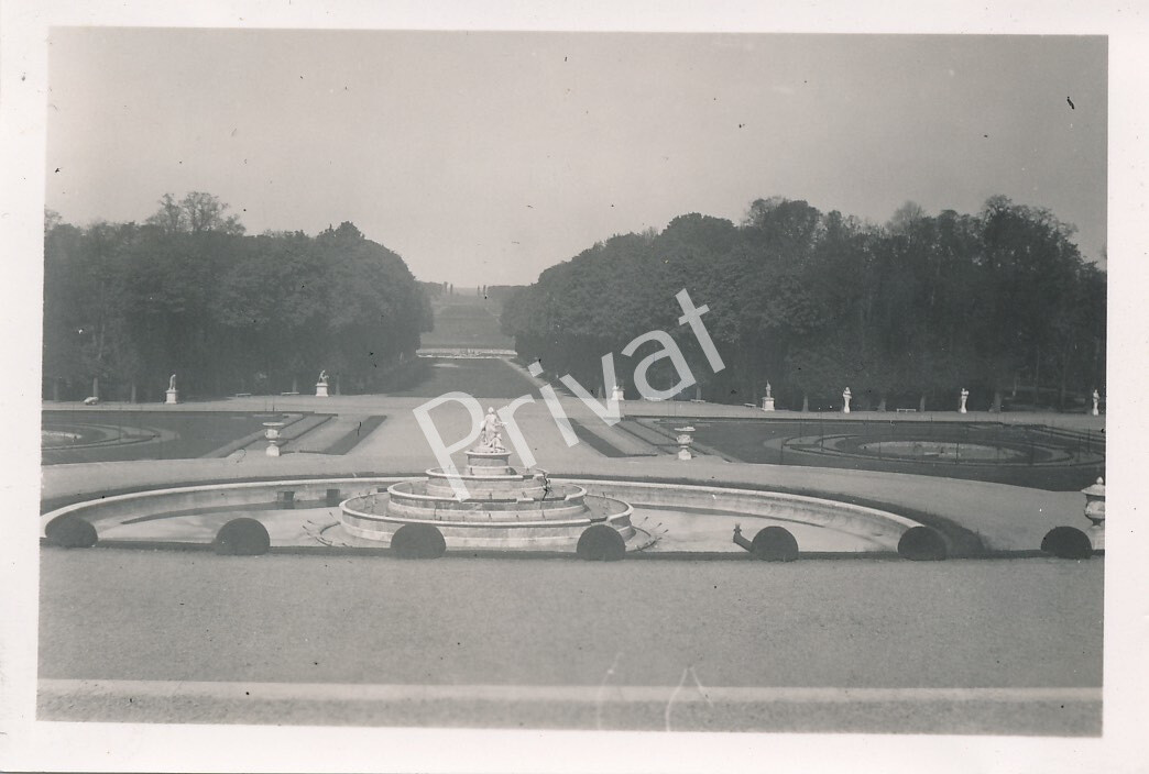 Photo WW II Wehrmacht 1941 Versailles Castle France K1.15