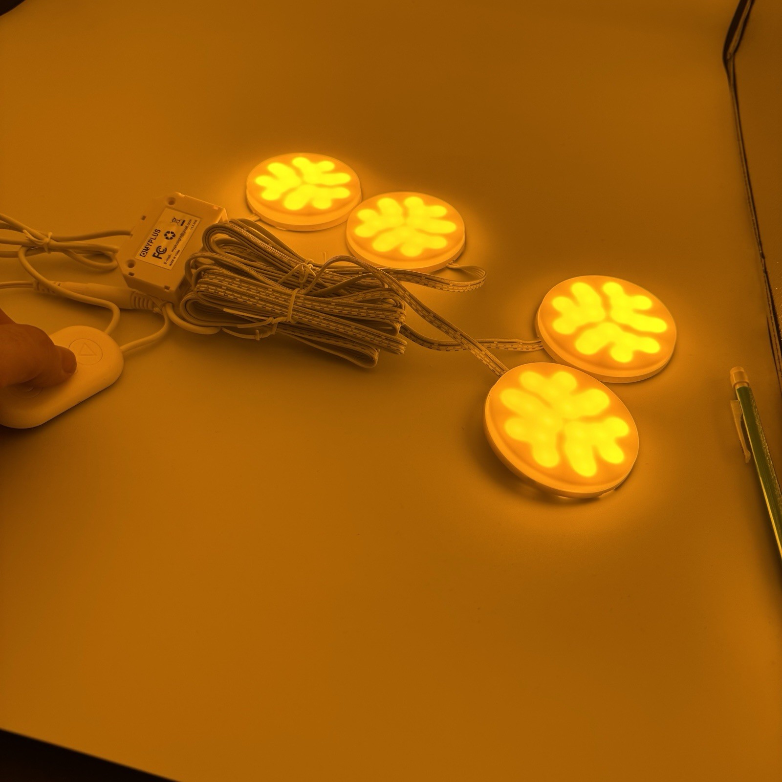 Omyplus Under Cabinet LED Lights Open Box