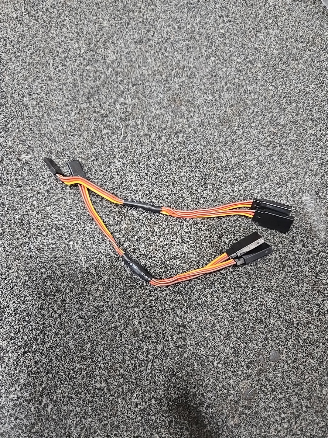 Servo Extension Pig Tail 6 inch 2 Pieces  New