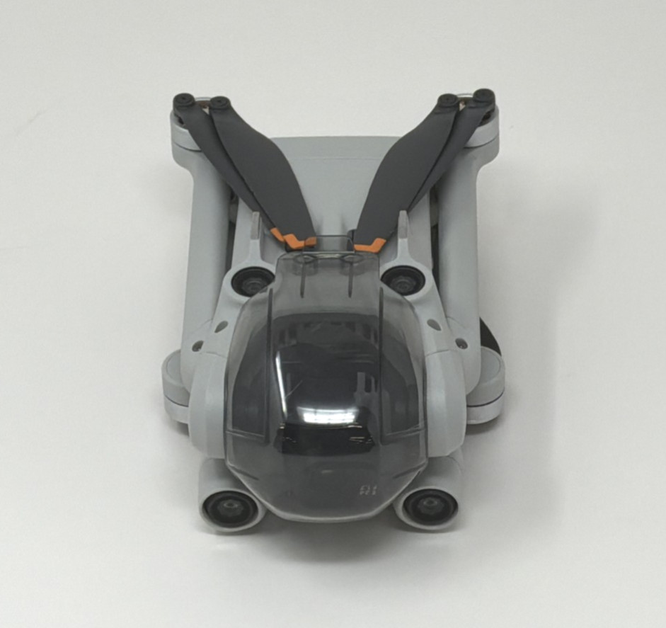 DJI Mini 3 Pro With Remote Controller 5.5 Inch HD With 3 Batteries Excellent