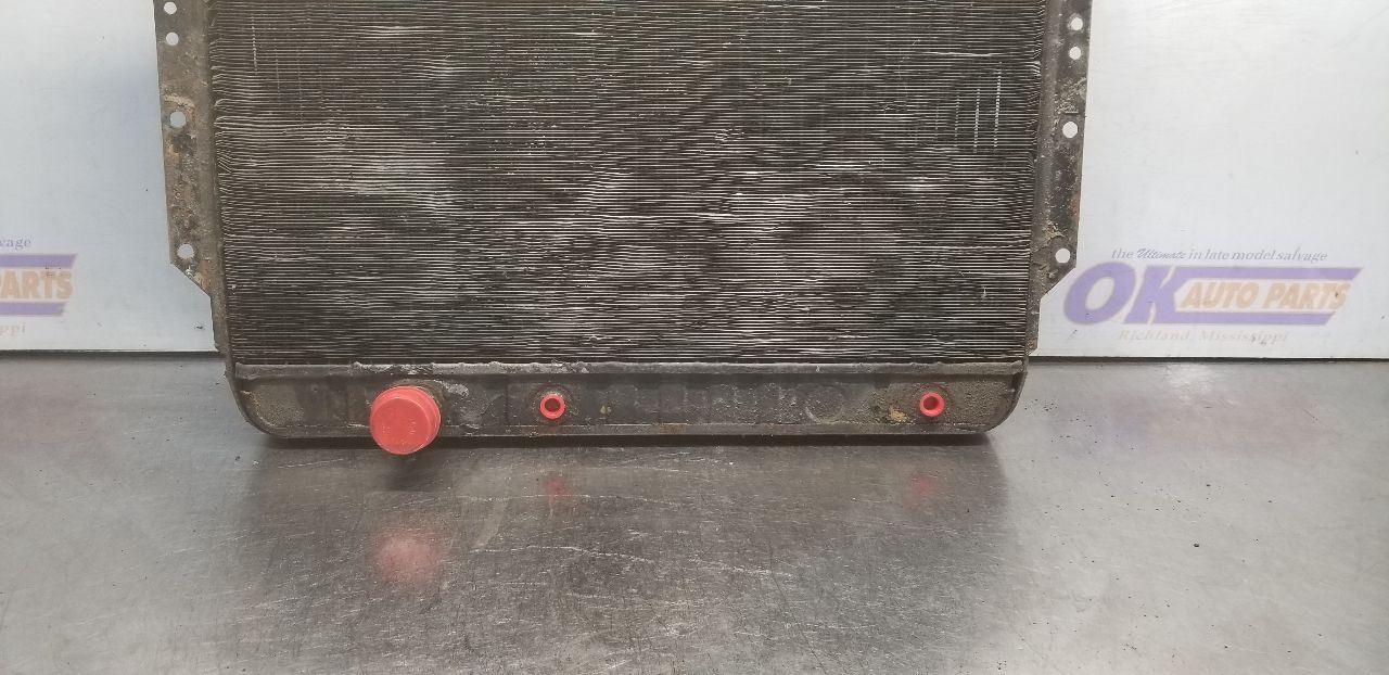 1959 CADILLAC SEDAN DEVILLE 390 RADIATOR