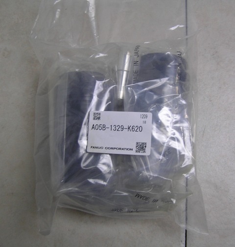 NEW FANUC A05B-1329-K620 PLUG