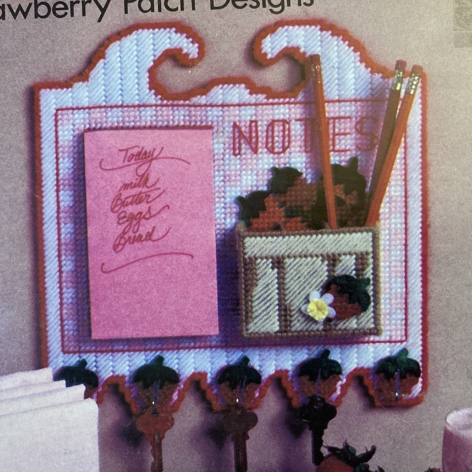 Vtg Rare Columbia-Minerva Plastic Canvas Projects 14 Strawberry Patch Design '82