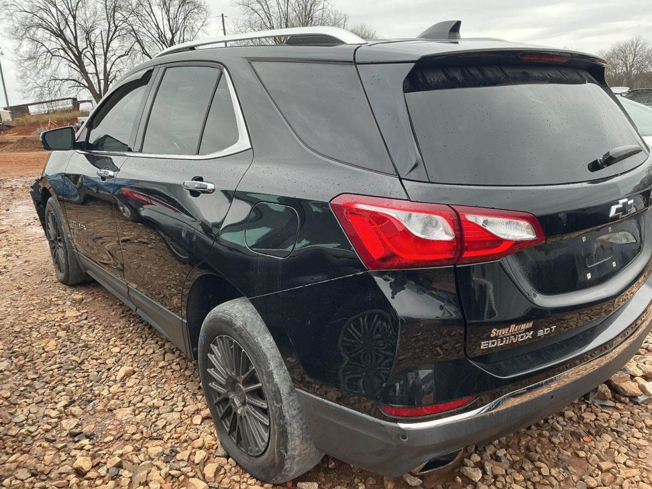 EQUINOX 2019 Glove Box 4935673