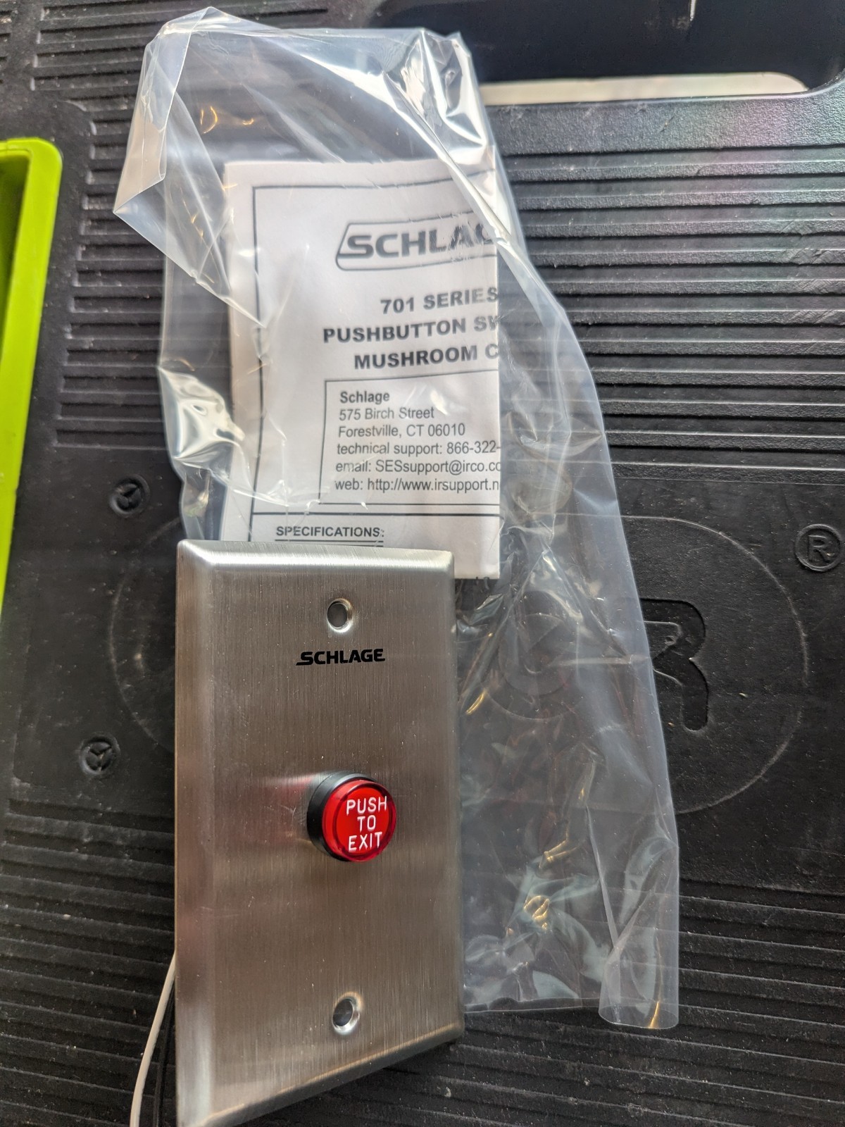New Schlage/ Locknetics 701 RD EX MOM Entry Level Pushbutton  Stainless