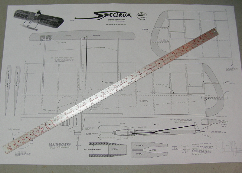 Model Airplane Plans (UC): Spectrum 42" Combat for .36 Engine (Dumas)