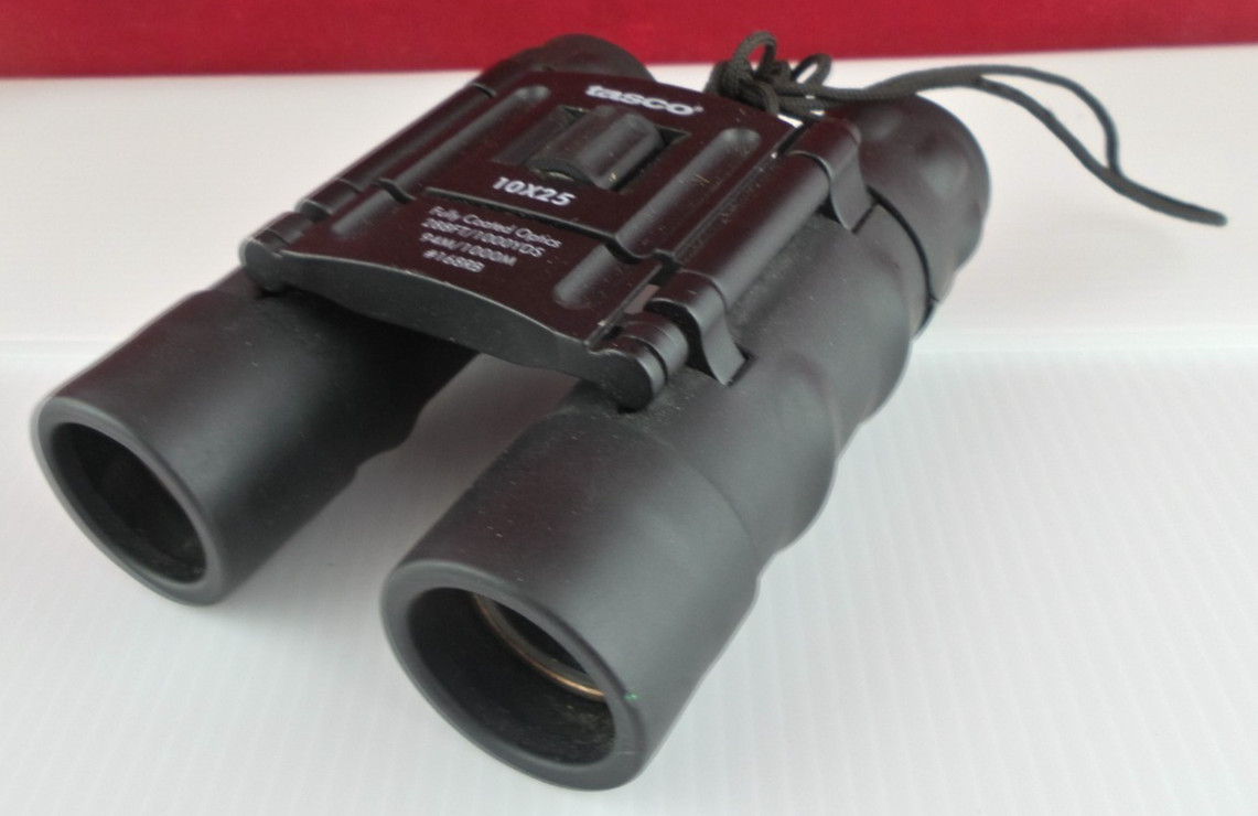 Tasco 10x25 Compact Binoculars, Fully Coated Optics