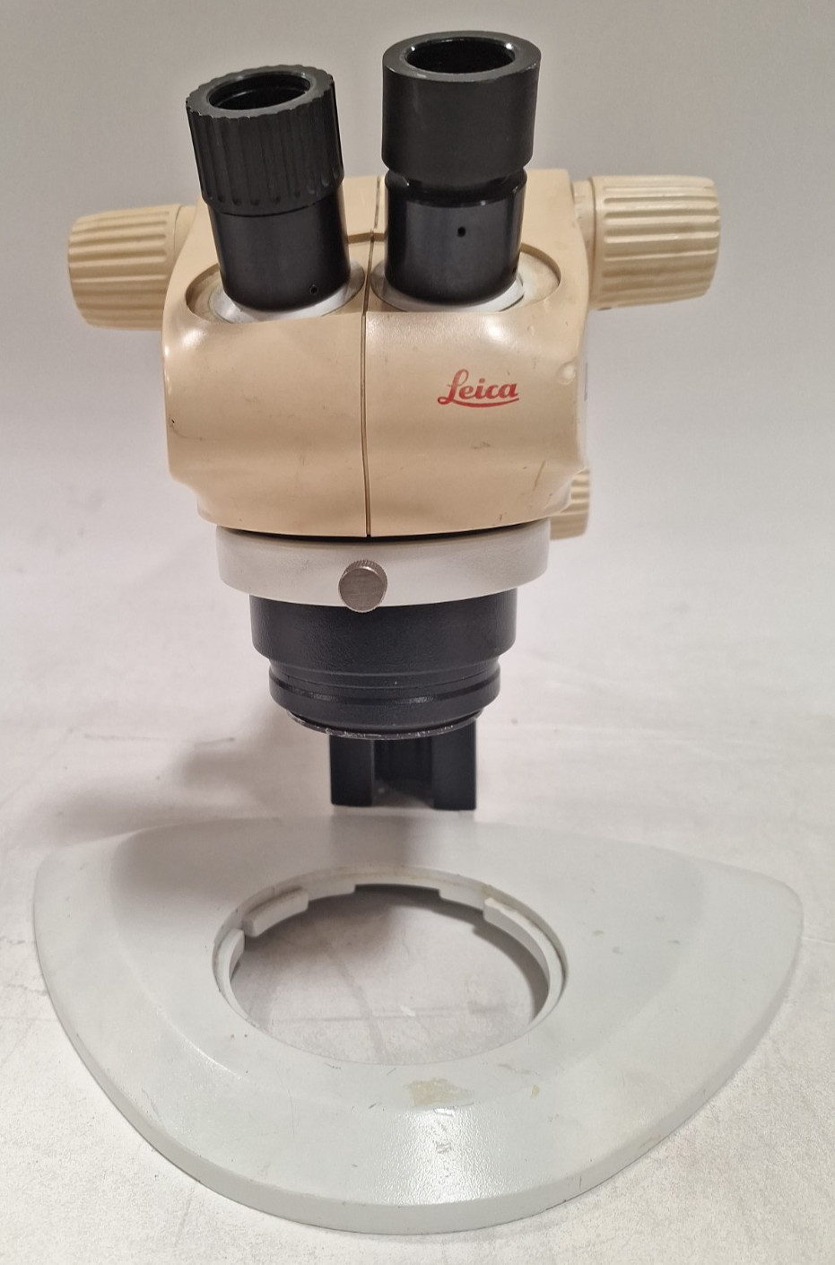 LEICA GZ4 Stereo Zoom Microscope with Stand