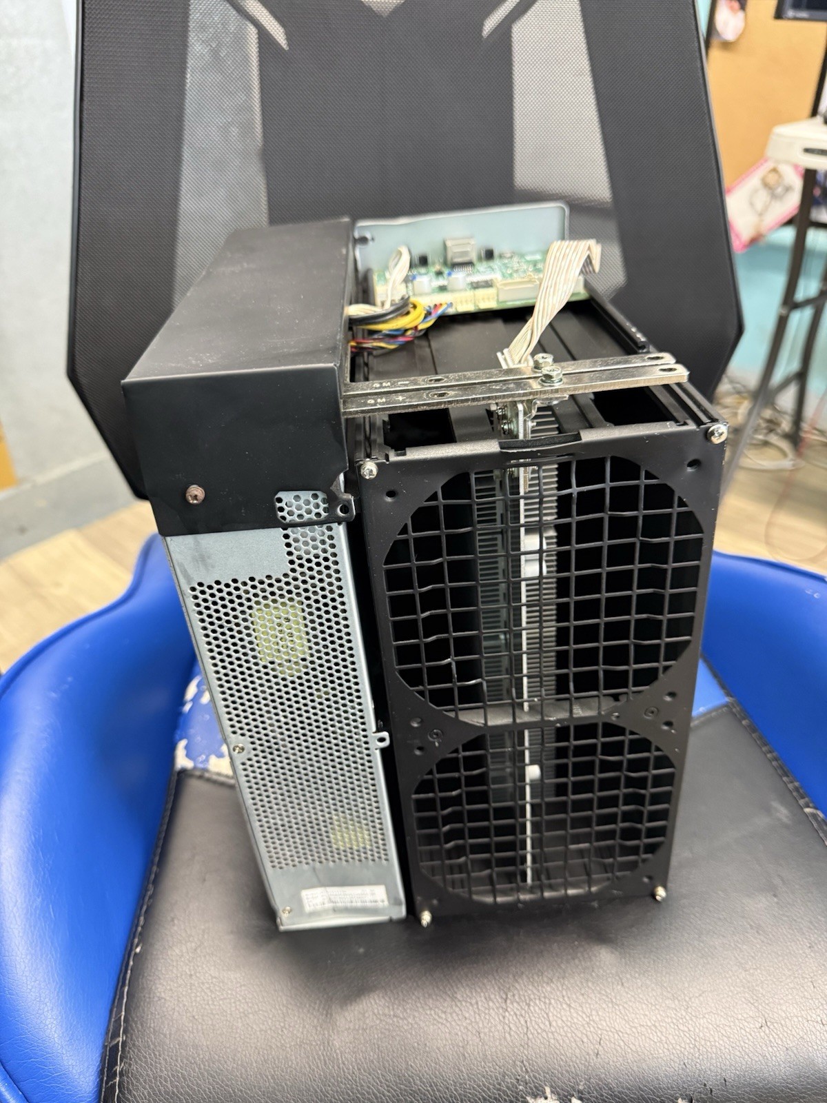 Bitmain Antminer S19 W/ Single Hashboard with 120/240v Power Supply. Tested
