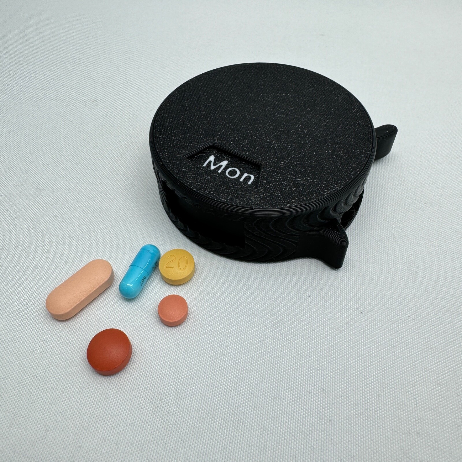 Compact Pill Organizer Mechanical 7 Day Pill Box Easy Load Small Travel Size