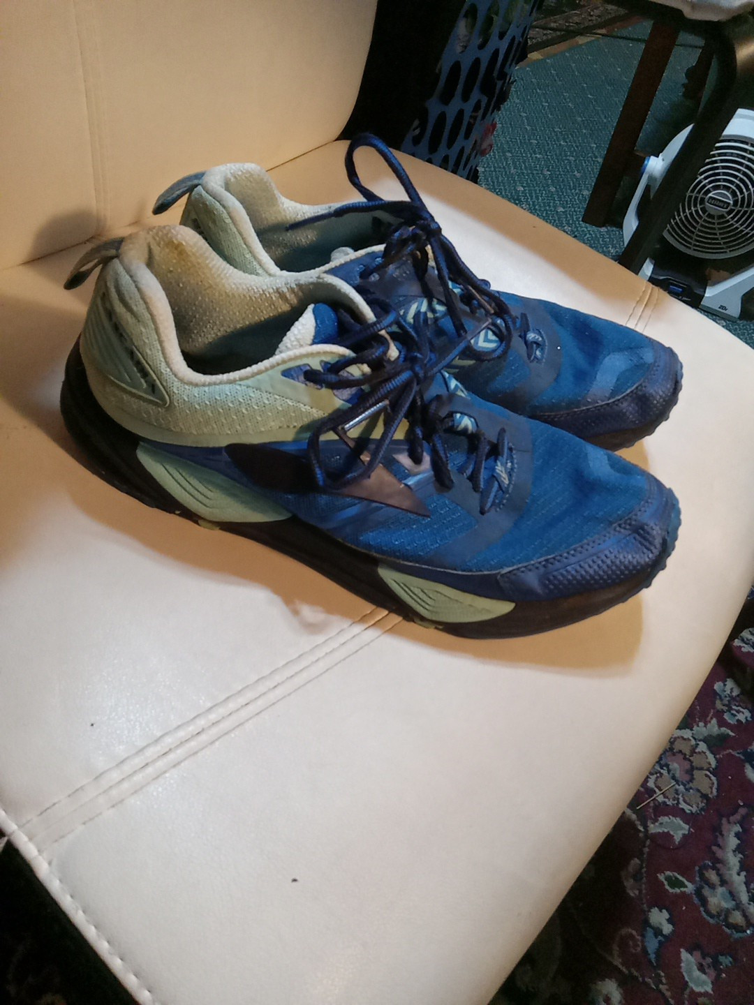 Brooks Cascadia 12 Navy Blue / Aqua Size 10.5