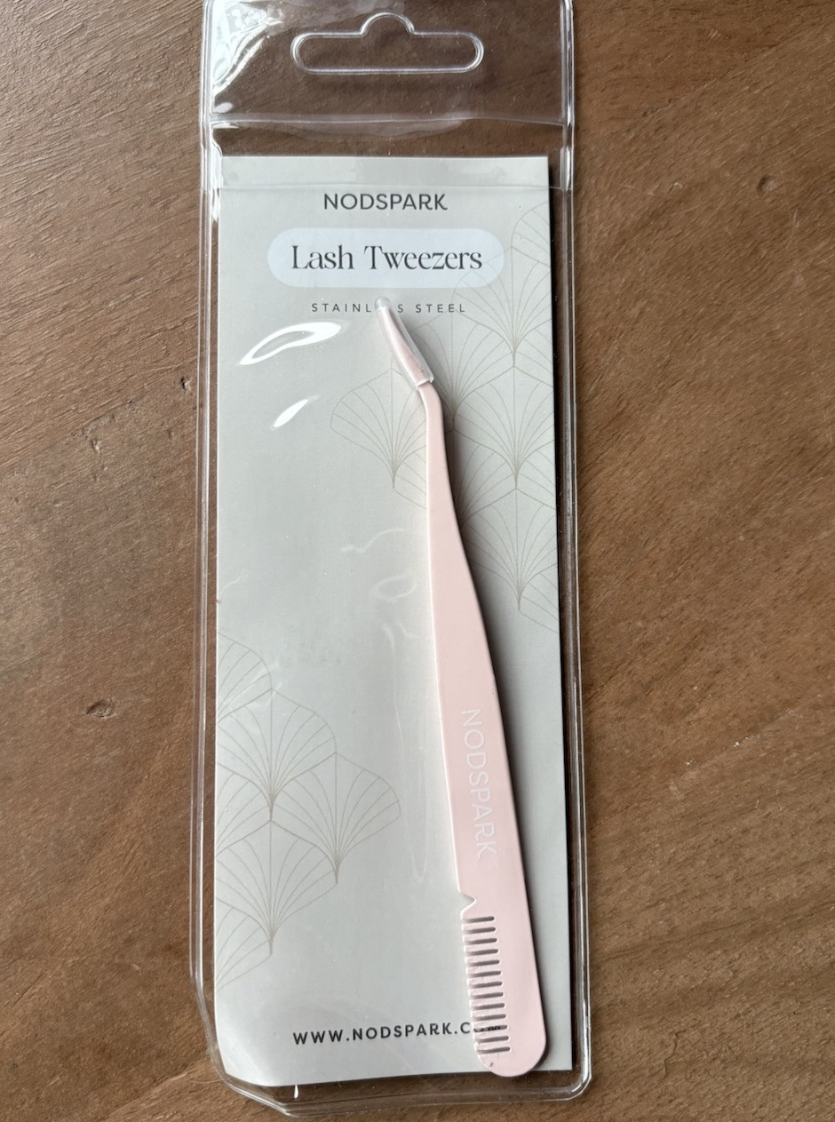 Nodspark Lash Applicator Tool with Comb, 2-IN-1 Stainless Steel Eyelash Tweezers