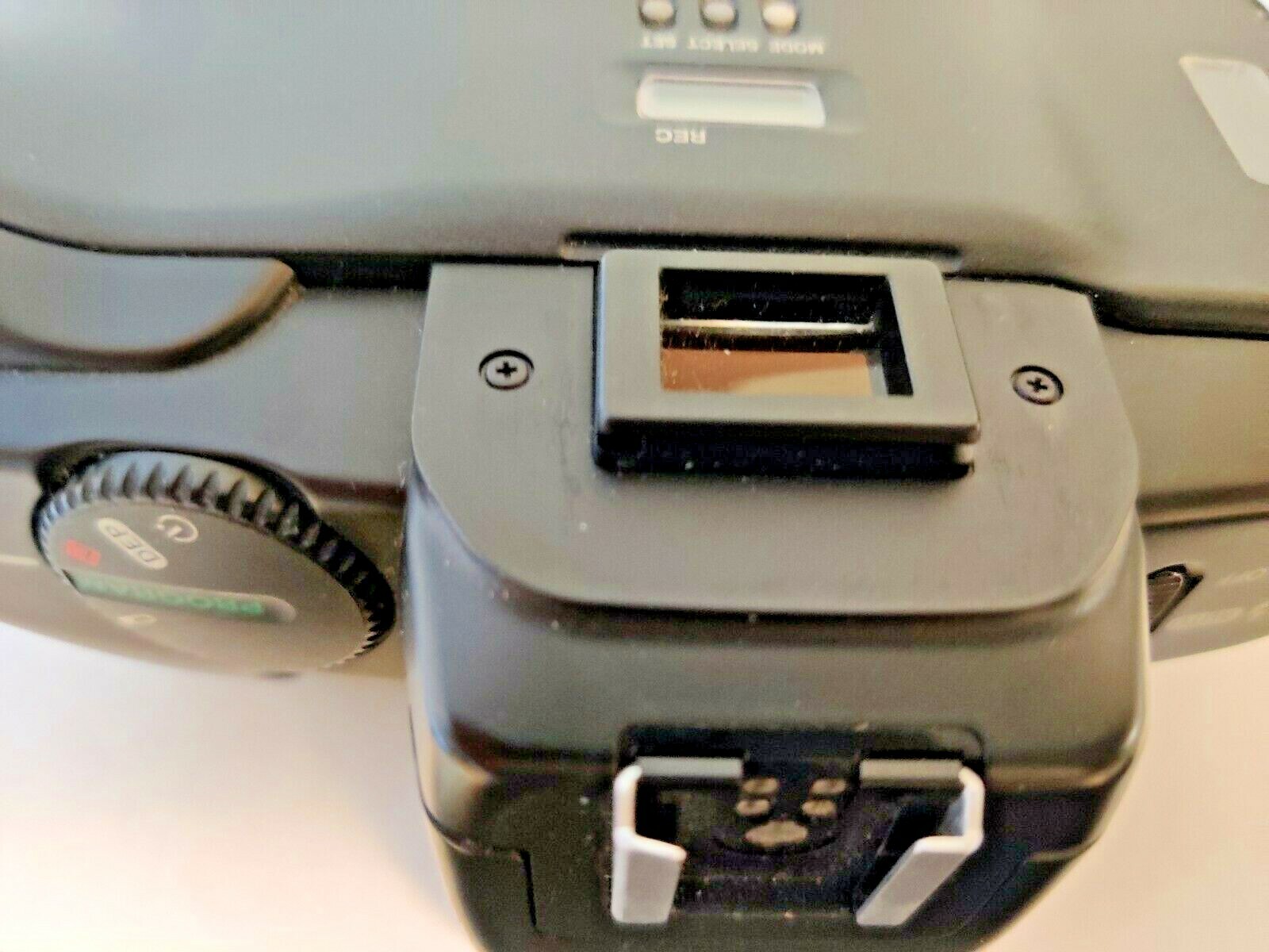 Canon EOS QD Programable Camera & Speedlite 430 EZ flash + Manuals - untested