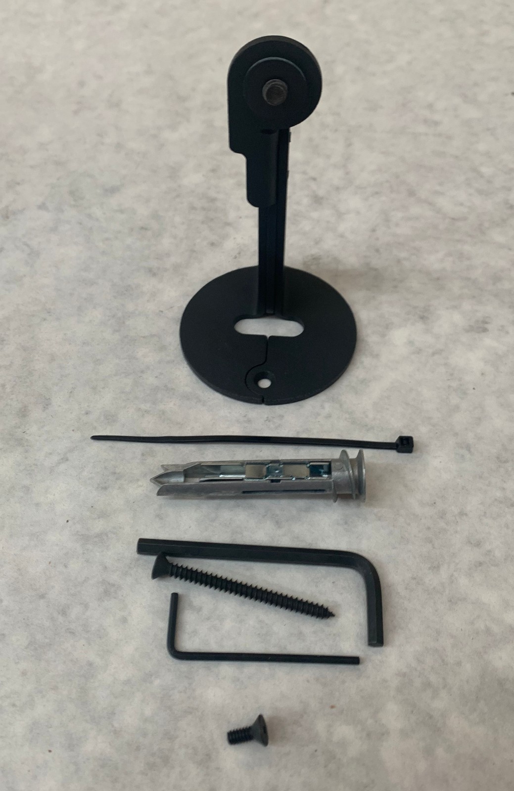Heckler H598-BG Eyeline Camera Mount for Small Conferencing Dual Displays