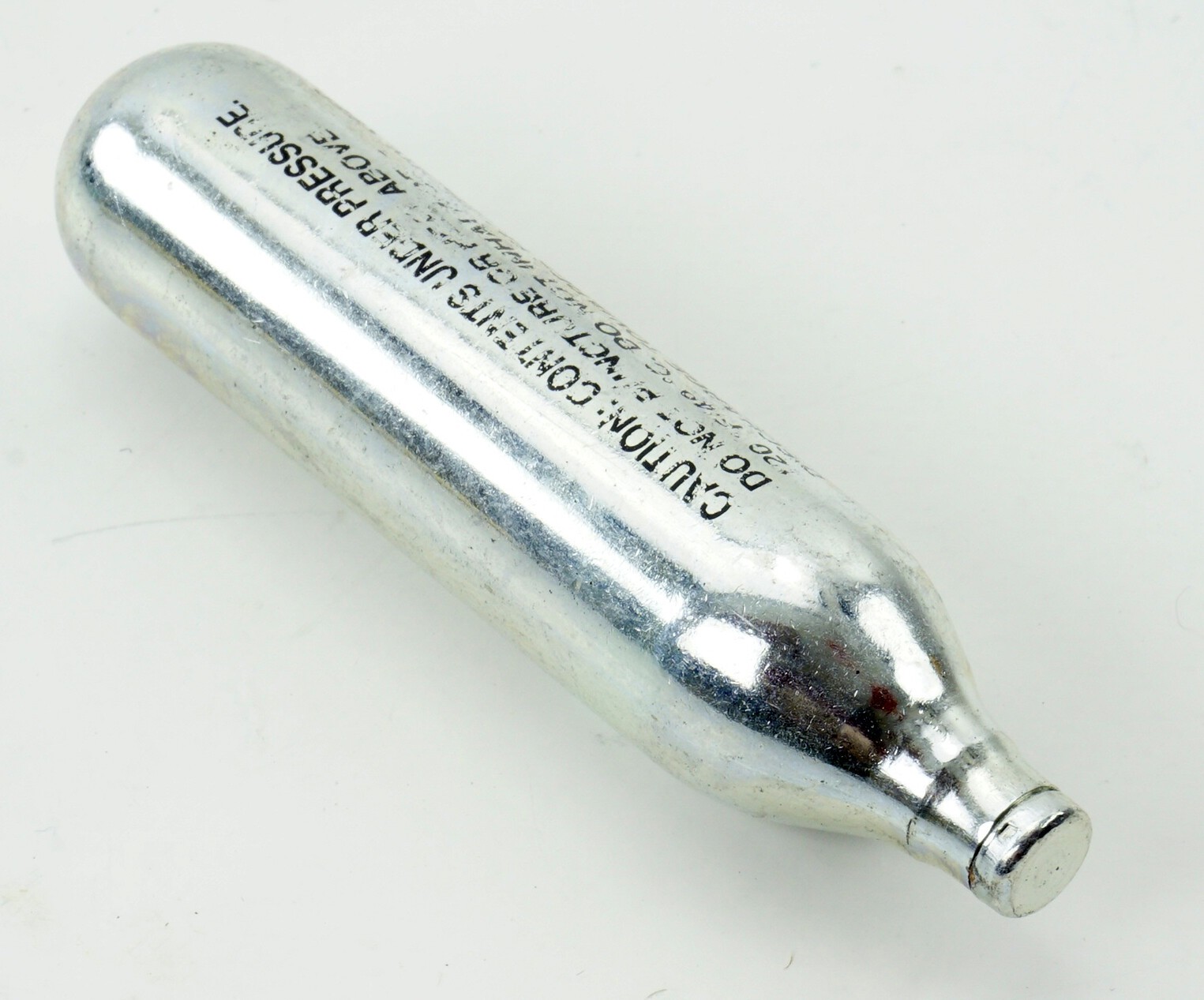 Non-Threaded Style 12G CO2 Cartridge Single Replacement Silver