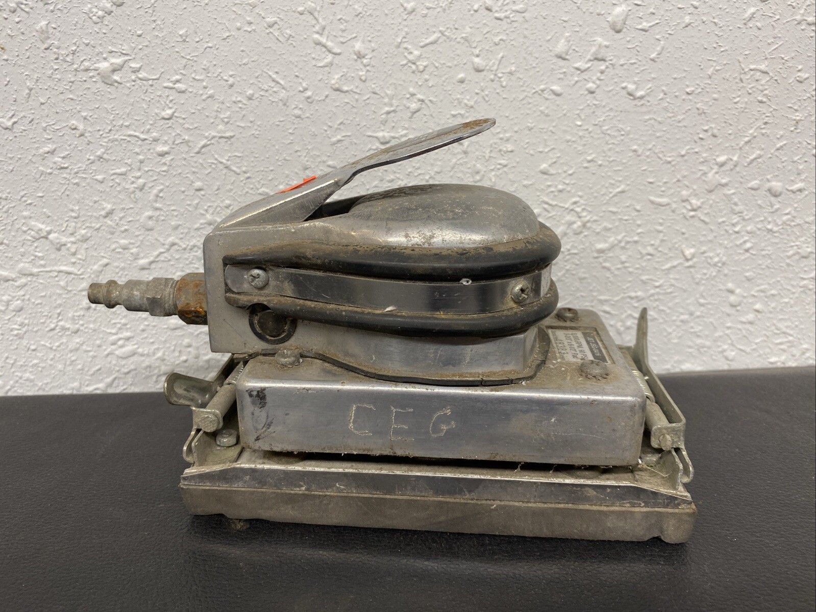 JET Jitterbug Sander 8,000 RPM Orbital Action JSG-0416
