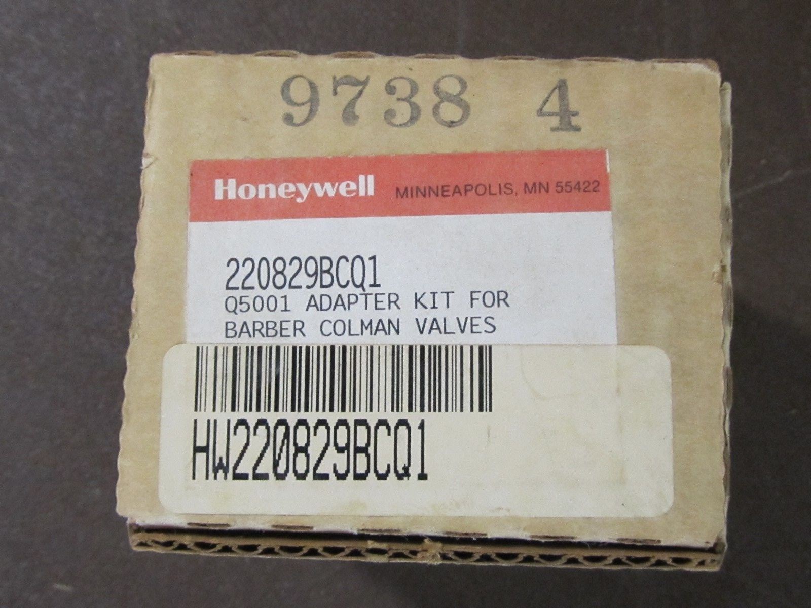 HONEYWELL 220829BCQ1 VALVE ADAPTER KIT  {BARBER COLMAN Q5001}