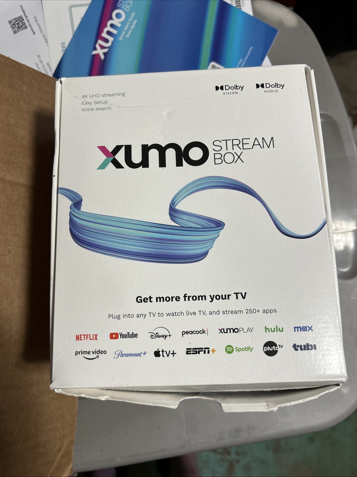 Xumo Stream Box Complete Set