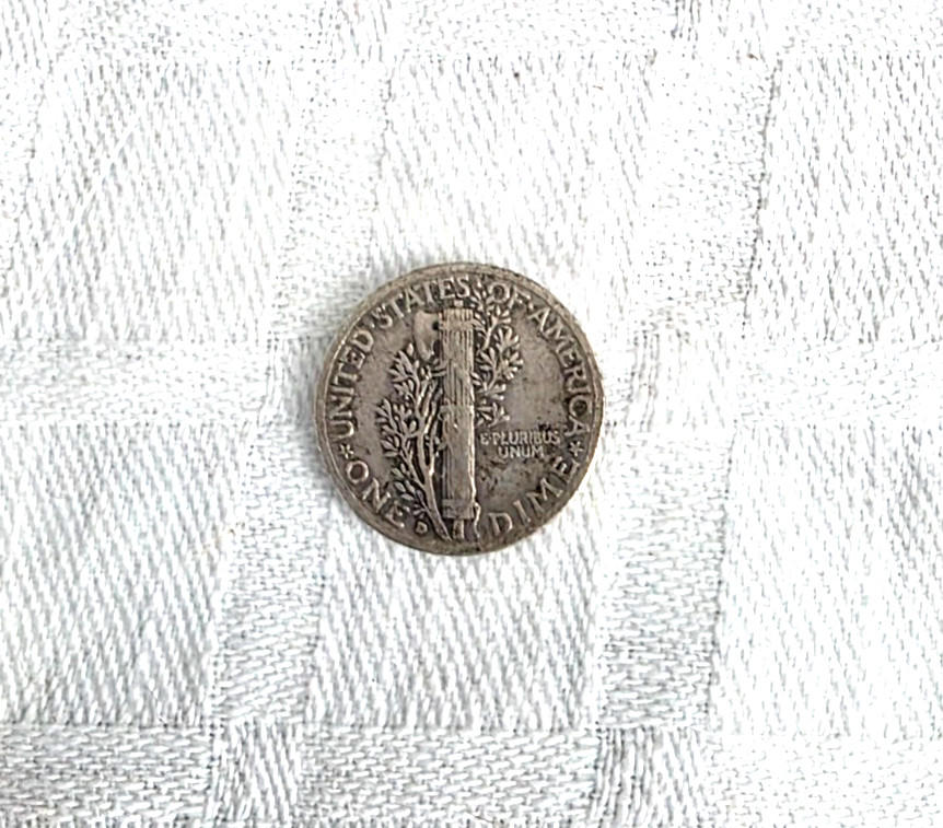 *F+*/1944-D Mercury Dime/Excellent Detail for Listed Condition/ High F to Low VF