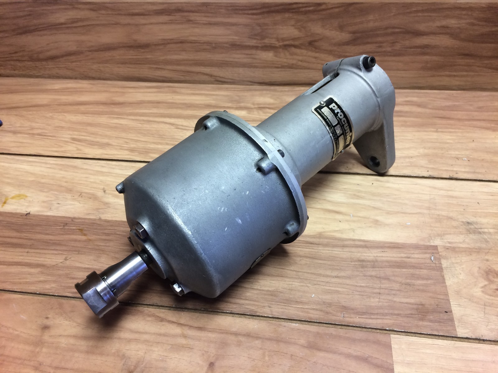 NICE PROCUNIER SIZE 3  TAPPING HEAD W/ 3 MT SHANK + COLLETS