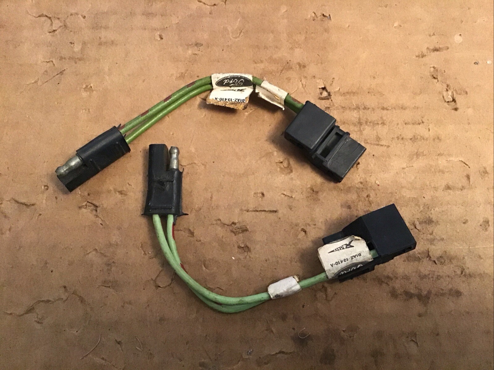 1969-72 Ford Galaxie Taillight Wiring Connectors NOS Pair