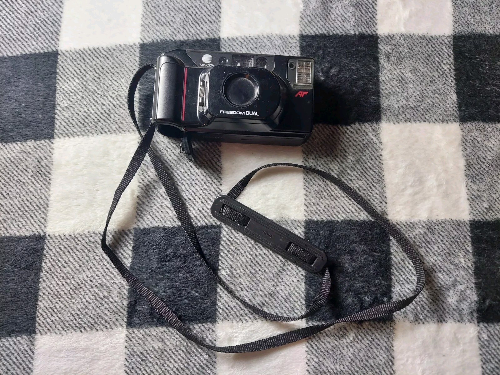 Minolta Freedom Dual AF Shoot Film Camera, With Neck Strap, UNTESTED