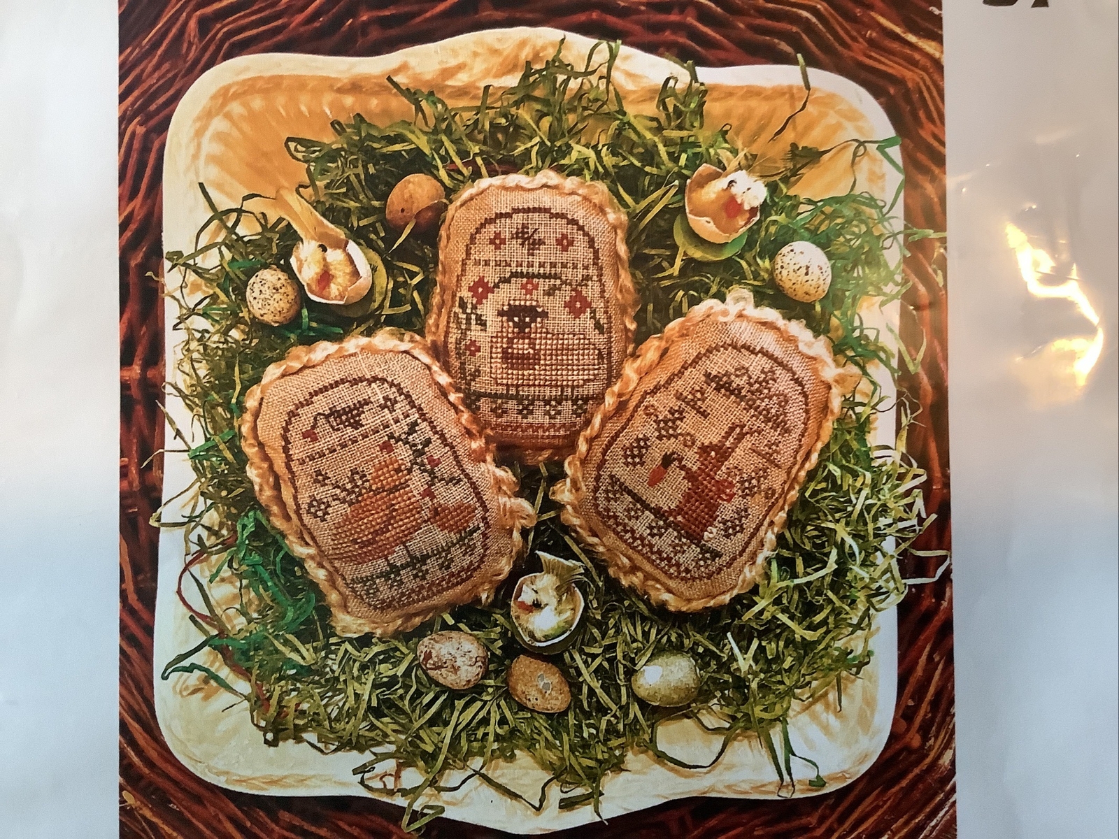 Plain & Fancy “Spring Eggs VII” Homespun Elegance S. Sullivan Cross-stitch