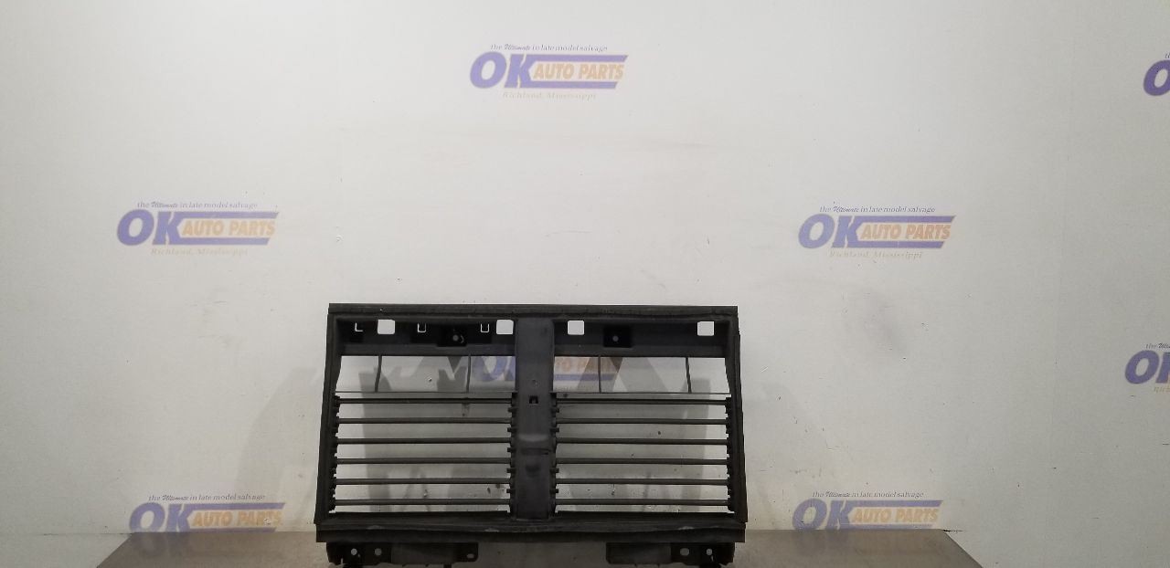 19 DODGE RAM 1500 5.7L LARAMIE NEW BODY AIR SHUTTER